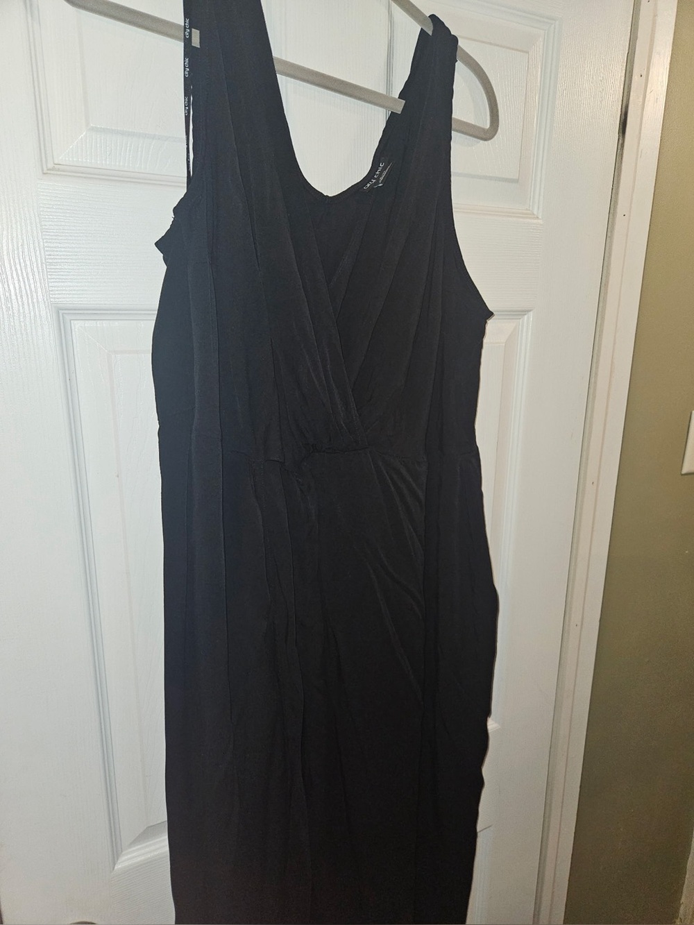 City Chic Black Sleeveless Maxi Dress with V-Neck